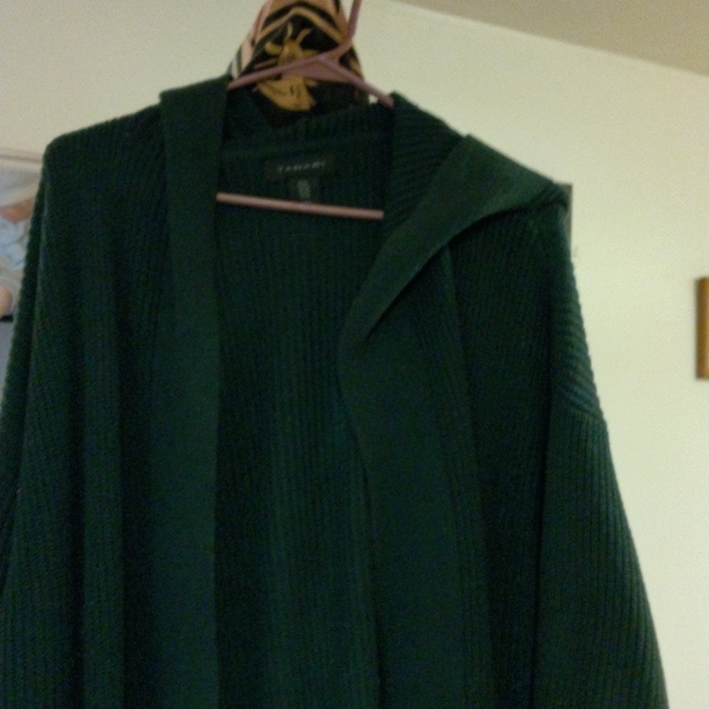 Tahari Forest green cotton and polyester knitted cardigan sweater size 1x.